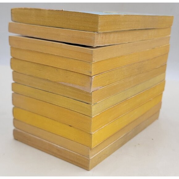 Mads Dave Berg Looks At Vintage Paperback Book Collection Set Of 11 Humor - Picture 5 of 8